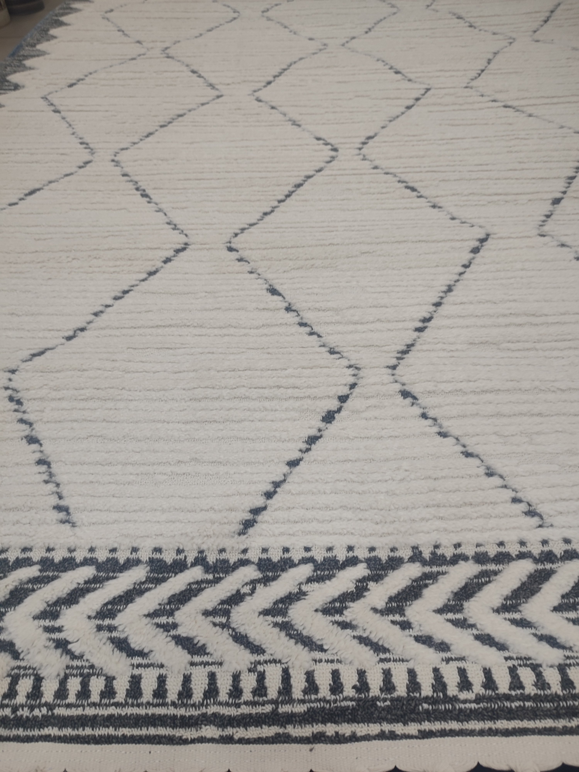 картинка Ковер VICENZA 2*3 дизайн B0353A CREAM/ANTHRACITE от магазина Евродом