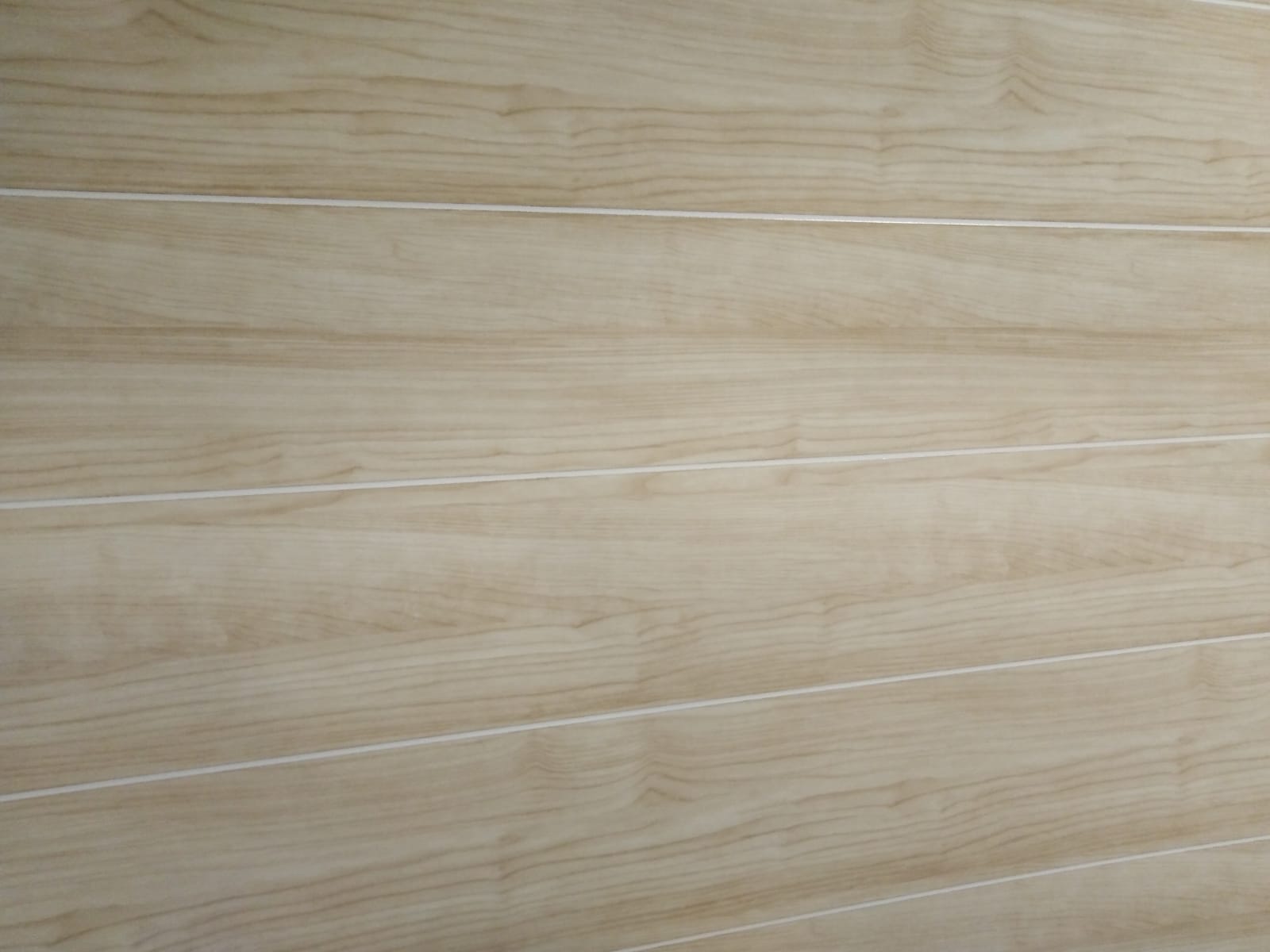 картинка Панель рустованная "Wood" цвет Вишня Белая (2,44х1,22м) от магазина Евродом
