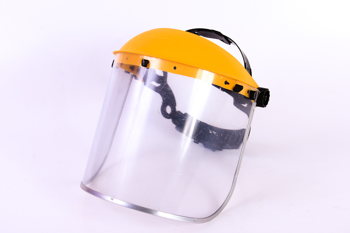 картинка Щиток защитный CHAMPION поликарбонатный (козырек+щиток) от магазина Евродом