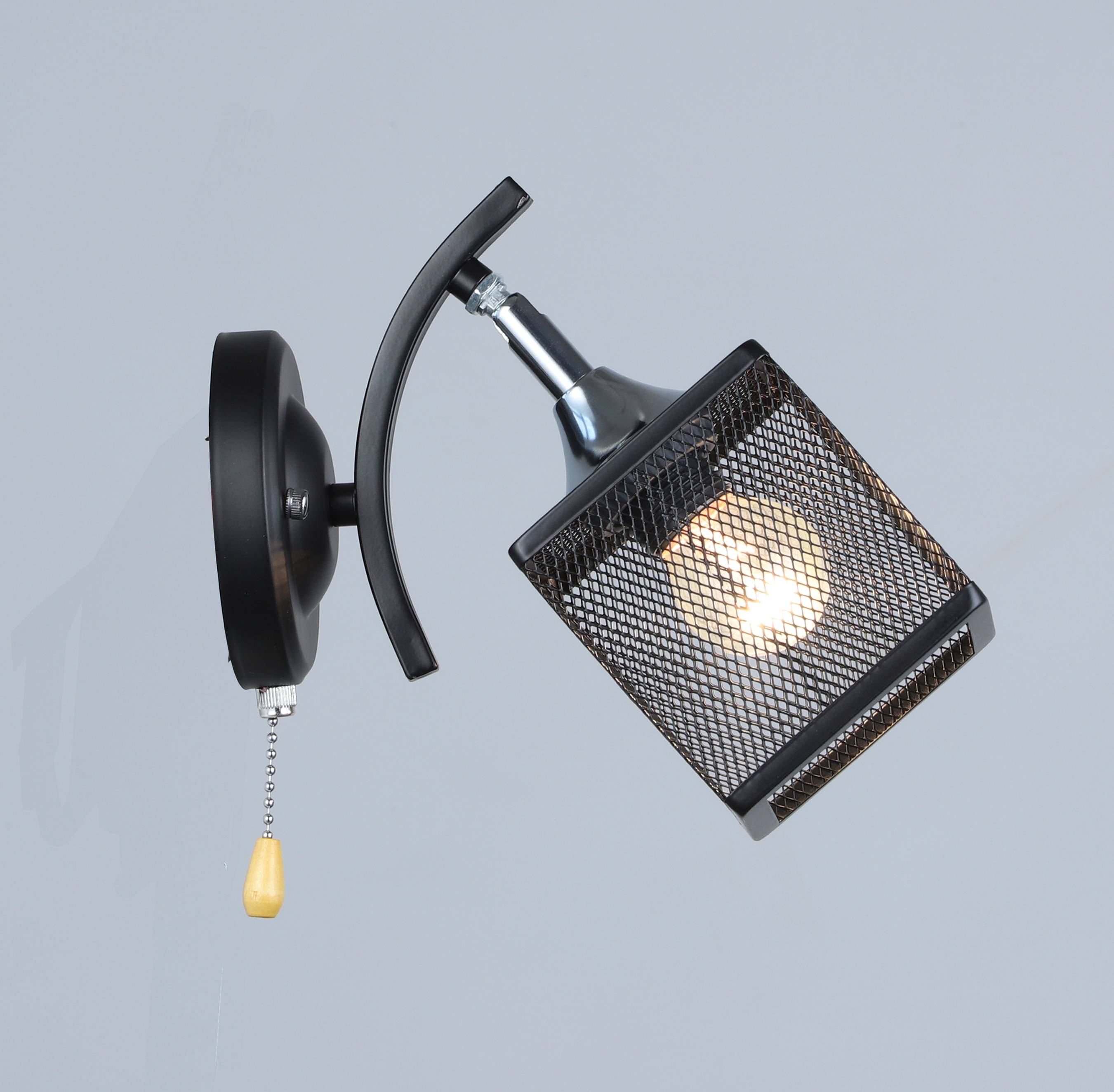 картинка Светильник настенный 5986/1W BK+CH от магазина Евродом