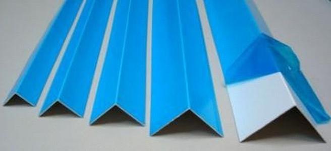 картинка Угол ПВХ 20х40 (3 м х 1 мм) от магазина Евродом