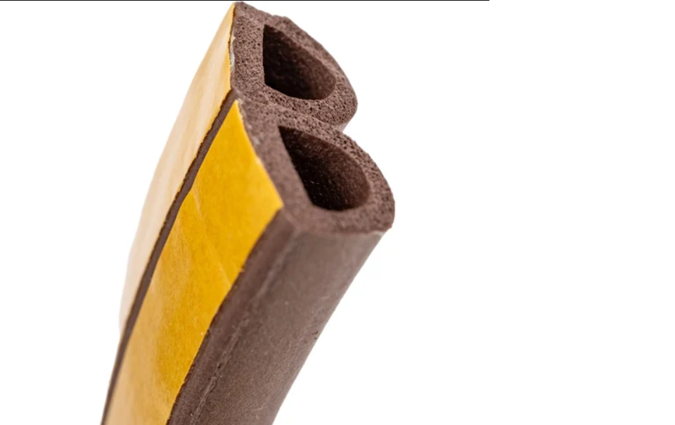 картинка Уплотнитель D-профиль коричневый 9х8мм одинарная полоска от магазина Евродом