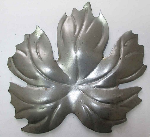 картинка Лист винограда малый 100х100х2мм от магазина Евродом